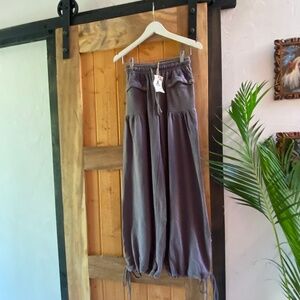 Easel wide leg pants Size Small NWT